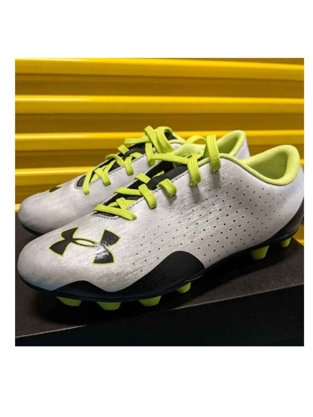 Under Armour Blur Football Soccer *In Box*